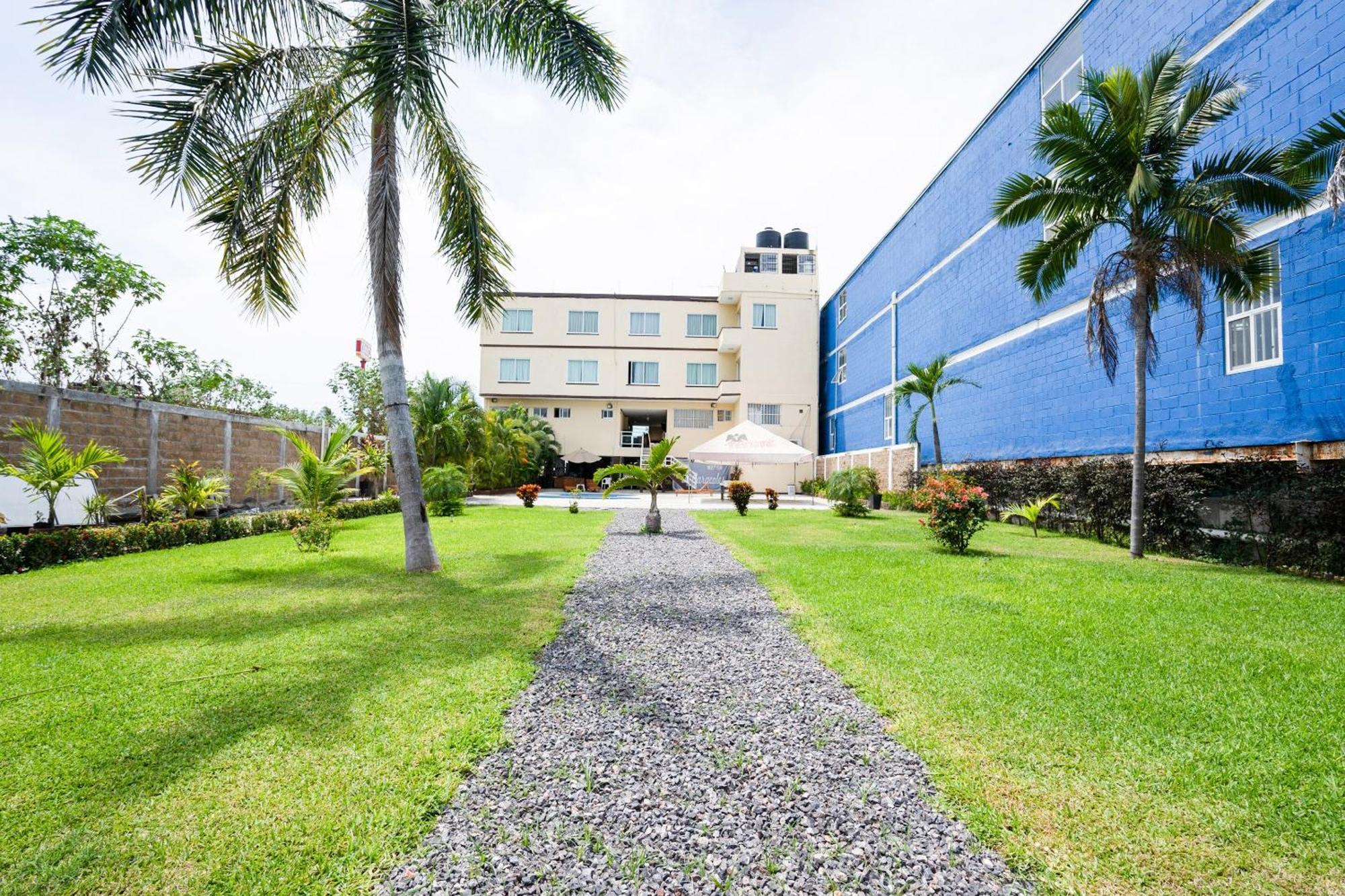 Capital O Hotel Los Caracoles, アカプルコ エクステリア 写真