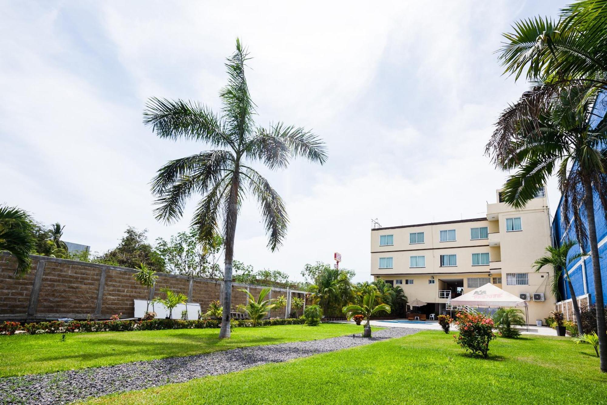 Capital O Hotel Los Caracoles, アカプルコ エクステリア 写真