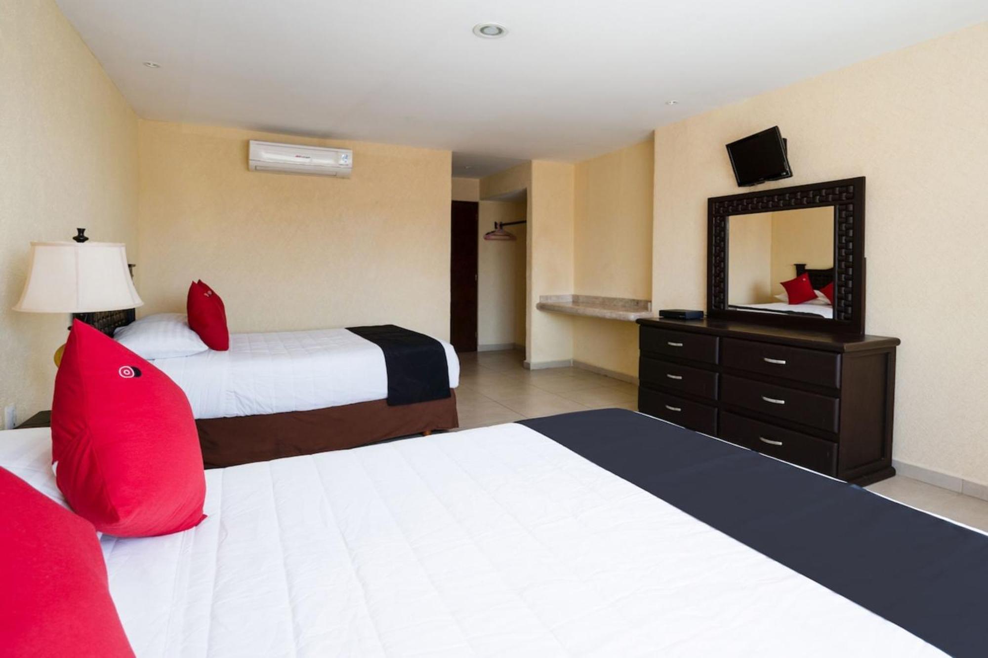 Capital O Hotel Los Caracoles, アカプルコ エクステリア 写真