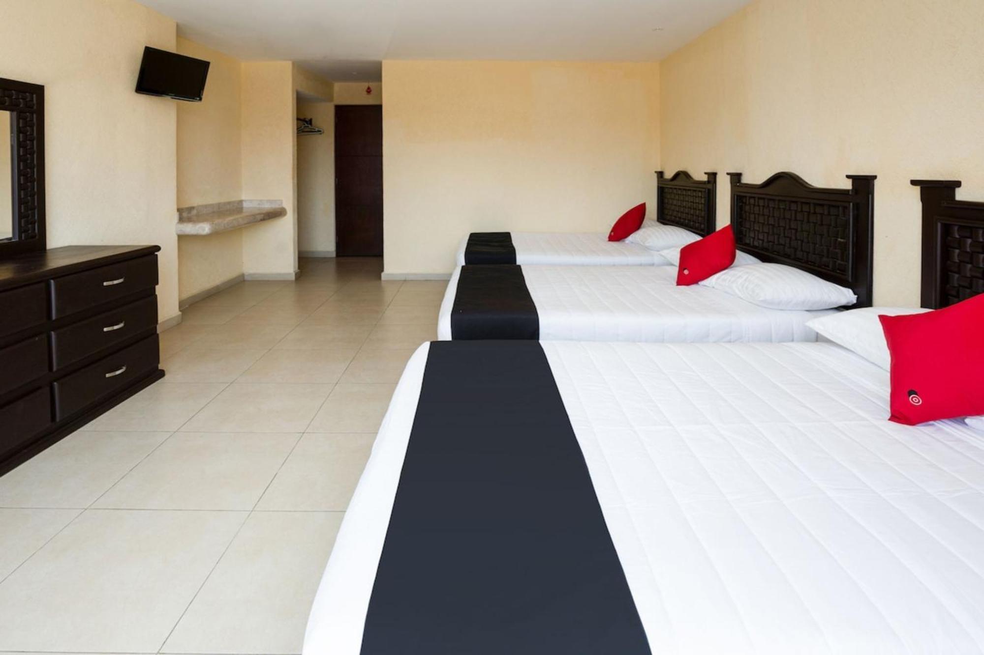 Capital O Hotel Los Caracoles, アカプルコ エクステリア 写真